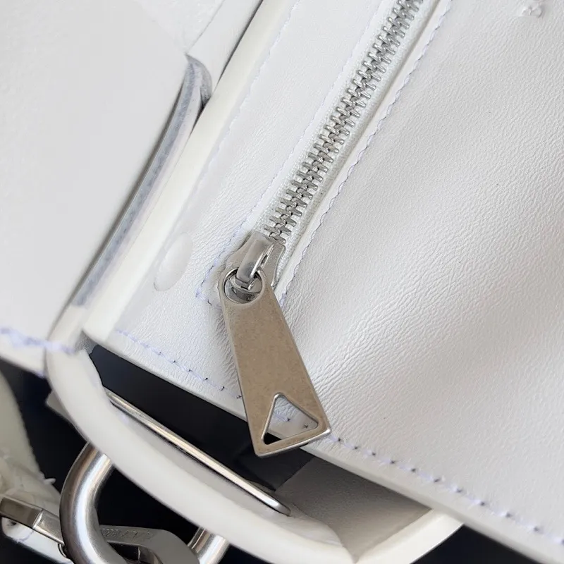 All categories 💚 Authentic bags 💚 BV 2025 new BV crossbody bag